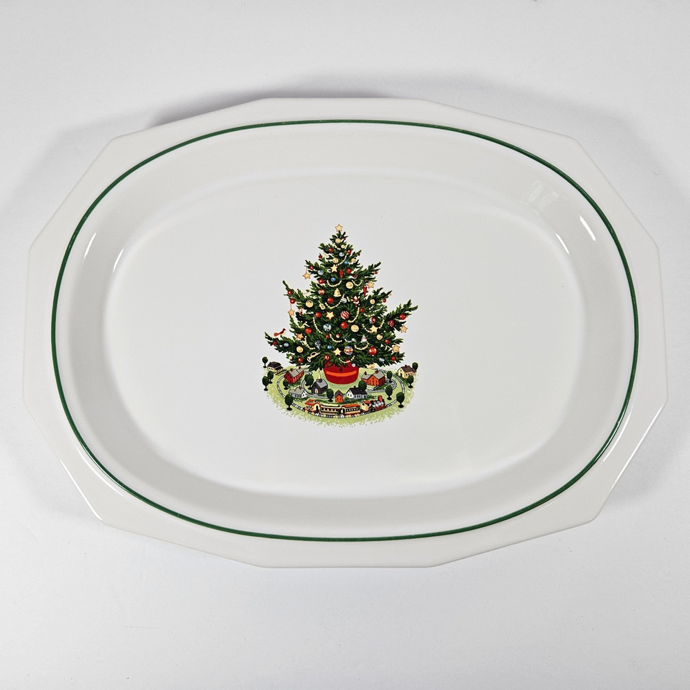 Pfaltzgraff Pottery Christmas Heritage 14" x 10 1/2" Oval Serving Platter
